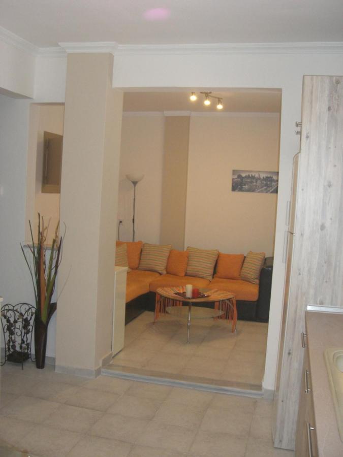 Quiet Stay Sykies Center Tesalonika Bagian luar foto