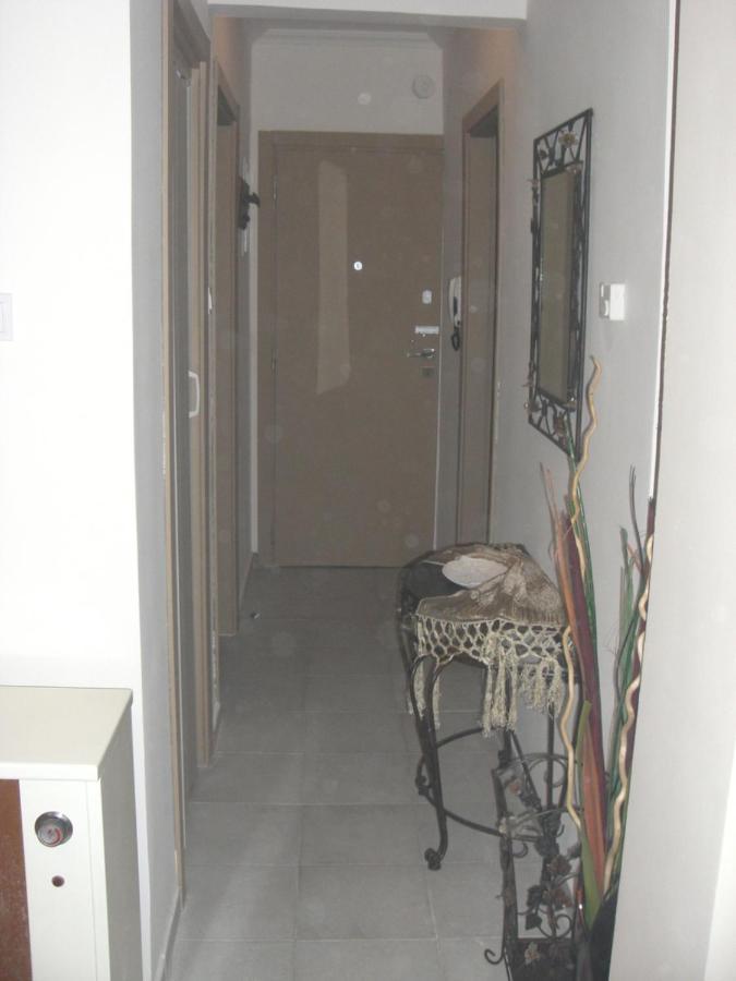 Quiet Stay Sykies Center Tesalonika Bagian luar foto